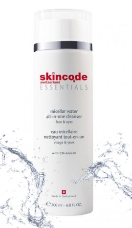 SKINCODE Essentials All in one Cleanser Micellar Water, Απαλό καθαριστικό νερό για πρόσωπο και μάτια, 200ml