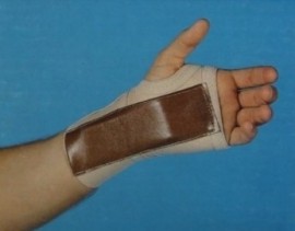 ANATOMIC HELP Nαρθηκας υποστηριξης καρπου ελαστικος με λαμα Μπεζ   αριστερο χερι L SKU  303